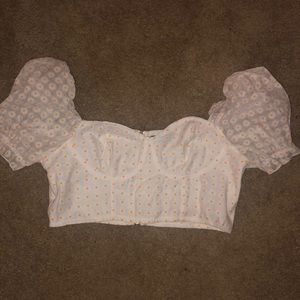 Super cute puff sleeve sunflower top